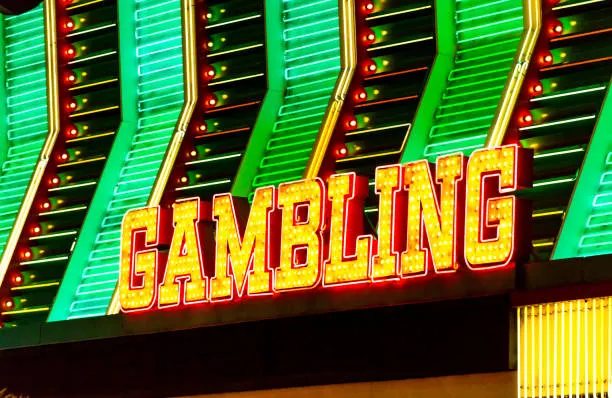 legal gambling age in vegas